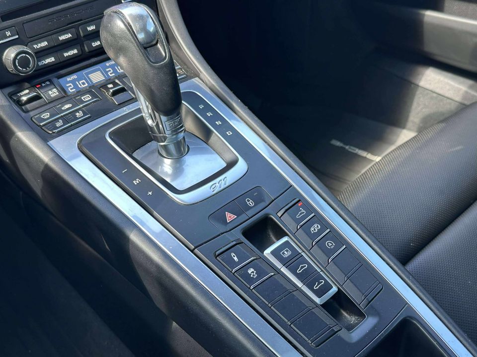 Porsche 911 2017 - Image 20
