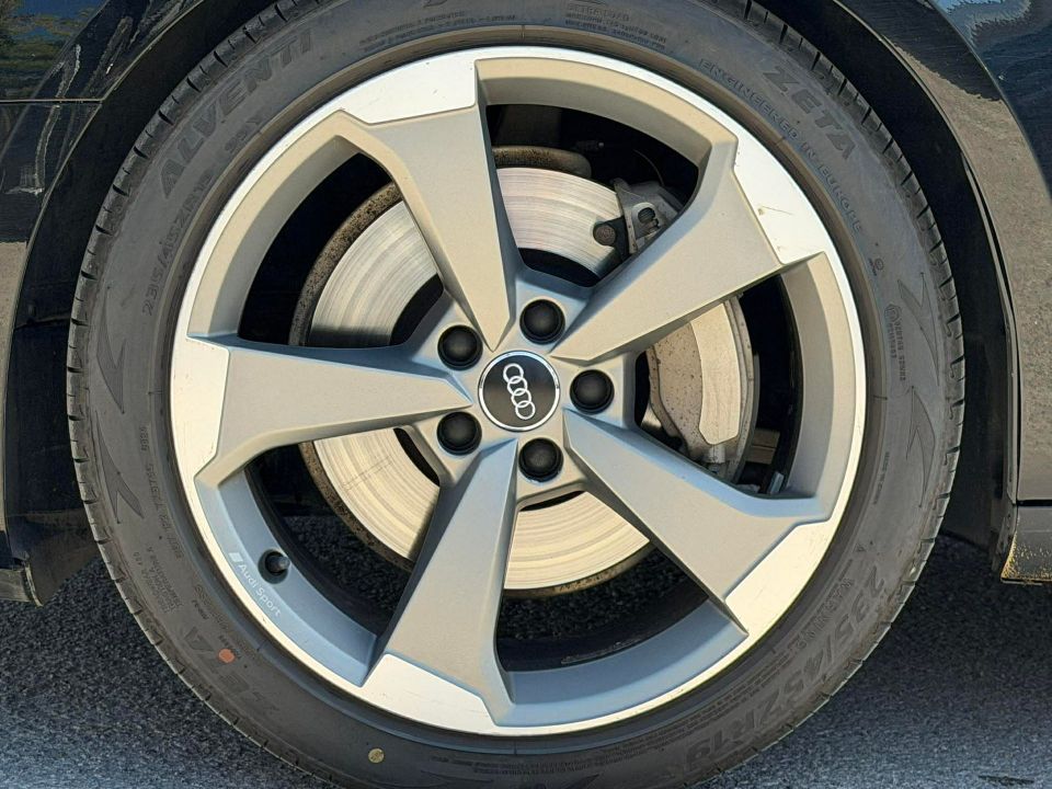 Audi A4 2018 - Image 34
