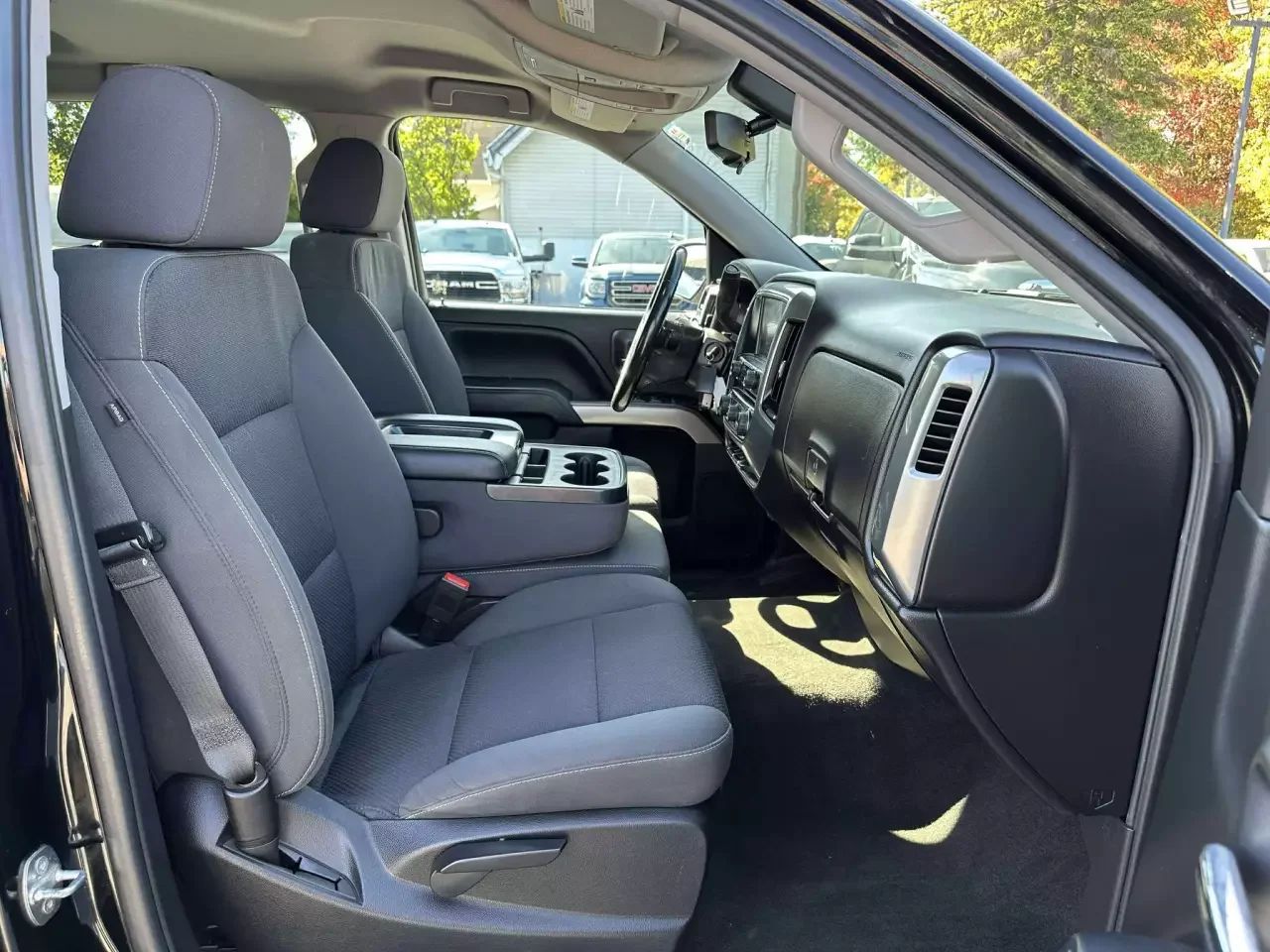 Chevrolet Silverado 1500 2018 - Thumbnail 23